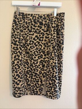 30. Leopard Print Button-Front Pencil Skirt - Beige/Black